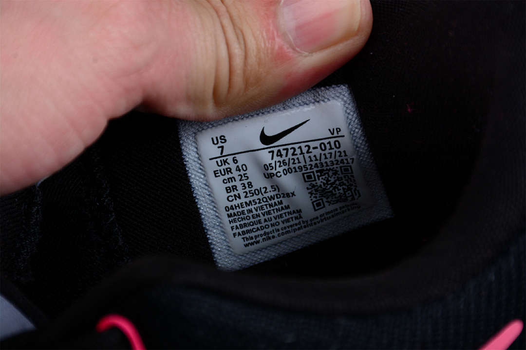 Nike [747212-010]-[KOBE 10 ELITE MAMBACURIAL BLACK/BLACK-WOLF GREY-PINK FLASH]-[MAN:40-46] - Image 3
