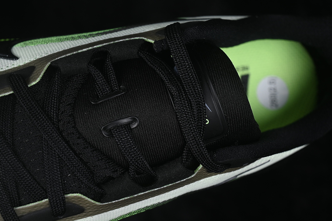 Nike [IB1873-702]-[AIR ZOOM PEGASUS 42 VOLT TINT/LIME BLAST/BLACK SPRUCE]-[WOMAN:39]-[MAN:40-46] - Image 9