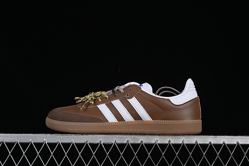 Adidas Adidas SAMBA OG CLOUD WHITE/COLLEGIATE GREEN/GUM · IE3437, photo 1
