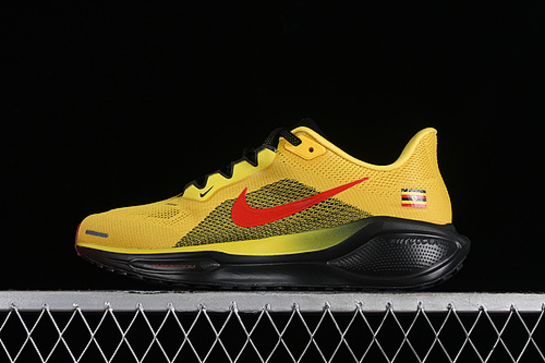 Nike [HF0396-001]-[AIR ZOOM PEGASUS 41 BLACK/YELLOW/RED]-[MAN:39-45] - Image 4