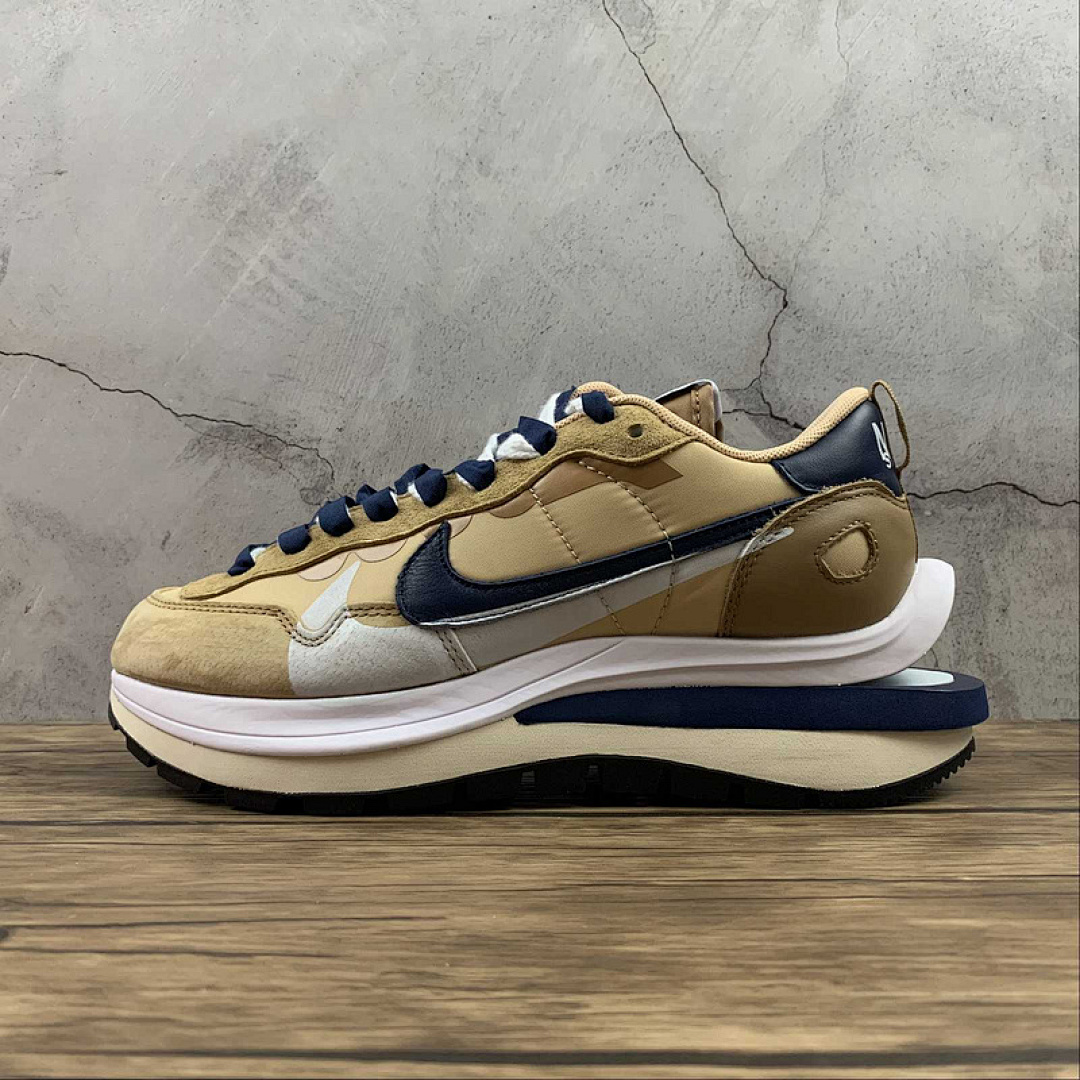 Sacai Sacai X VAPORWAFFLE TAN NAVY SESAME/BLUE VOID/WHITE · DD1875-200, photo 1