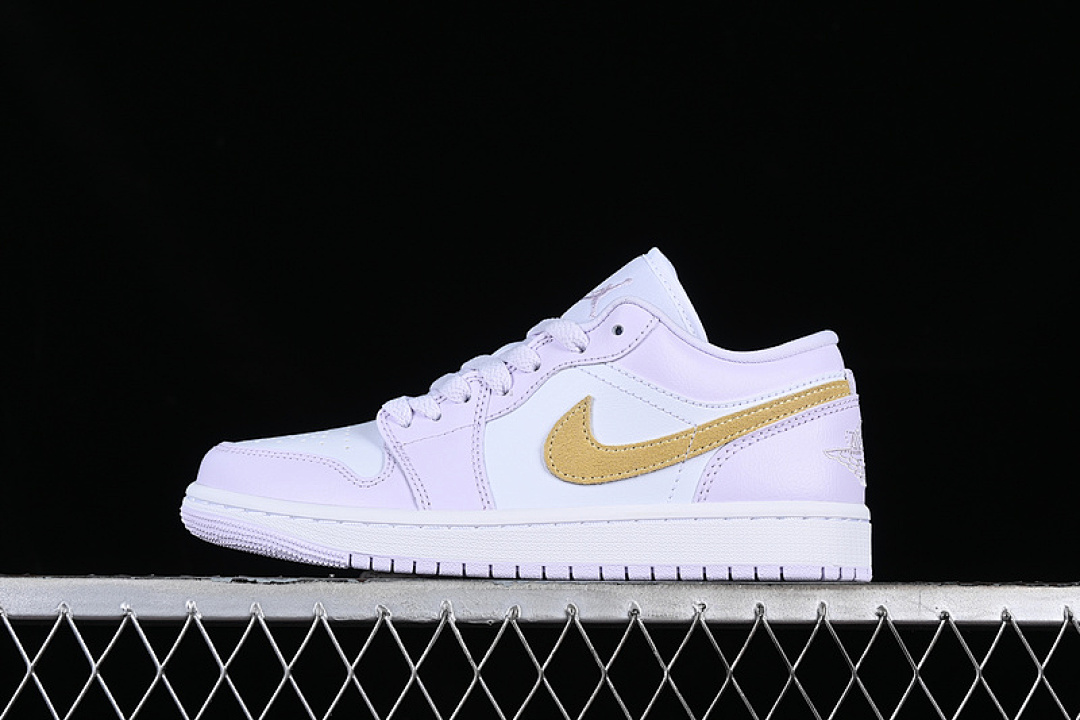 Jordan AIR Jordan 1 LOW BARELY GRAPE WHITE/PURPLE/GOLD · DC0774-501, photo 1