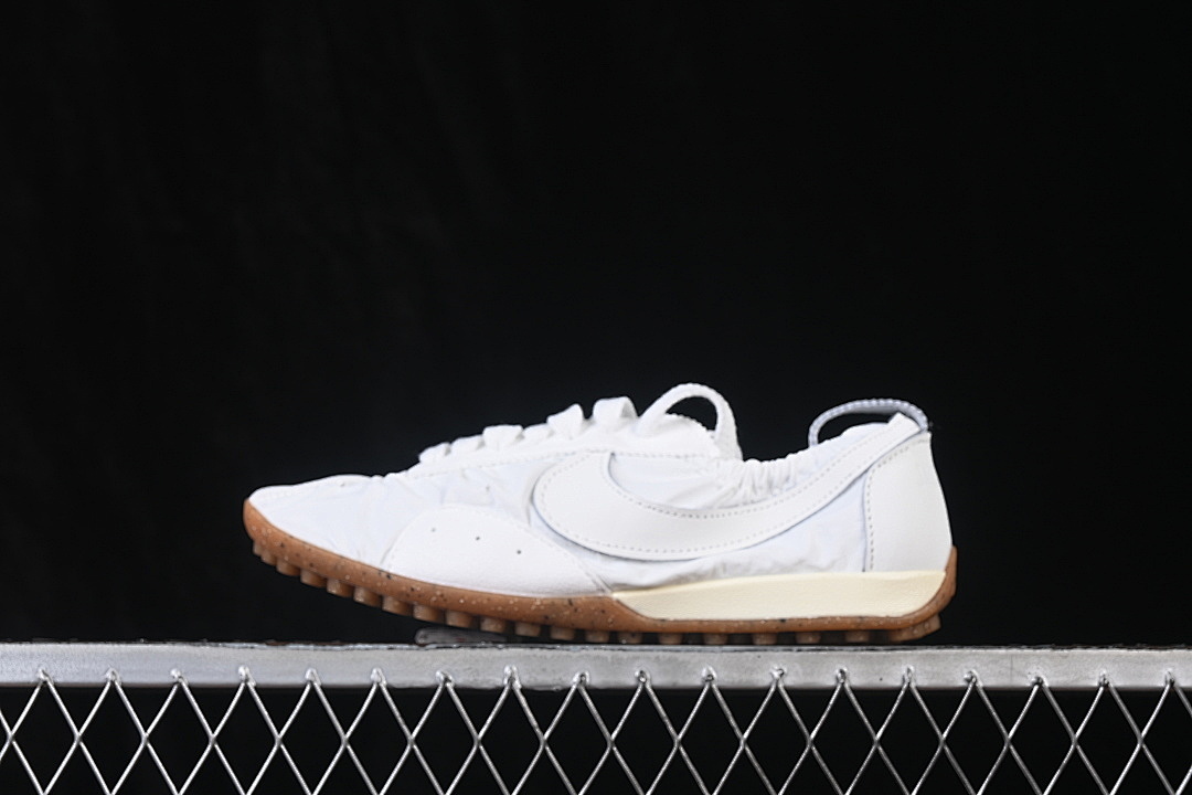 On Running [HV8547-002]-[MOON SHOE SP SOFT PEARL/SAIL/SAIL]-[WOMAN:36-39]-[MAN:40-45], photo 1
