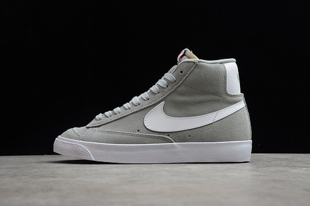 Nike SB BLAZER MID 77 SUEDE LIGHT SMOKE GREY/WHITE/BLACK · CI1172-004, photo 1