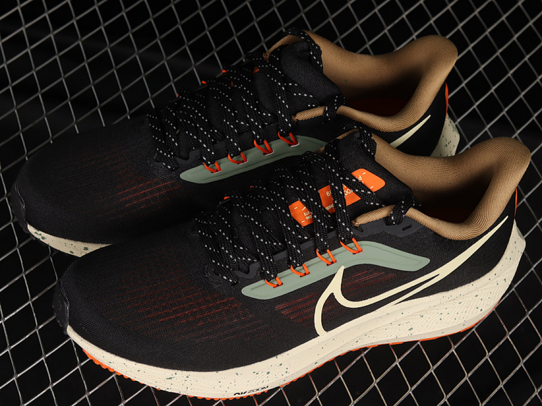 Nike [DX6039-071]-[AIR ZOOM PEGASUS 39 BLACK/COCONUT MILK/SAFETY ORANGE/ALABASTER]-[MAN:39-45] - Image 11