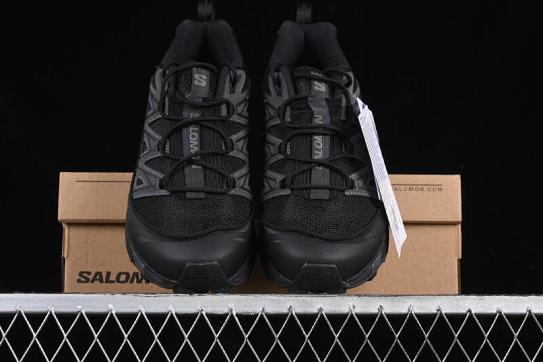 On Running [417413-20]-[XT-6 CHROMATIC BLACK/DARK GRAY]-[WOMAN:36-39]-[MAN:40-45] - Image 12