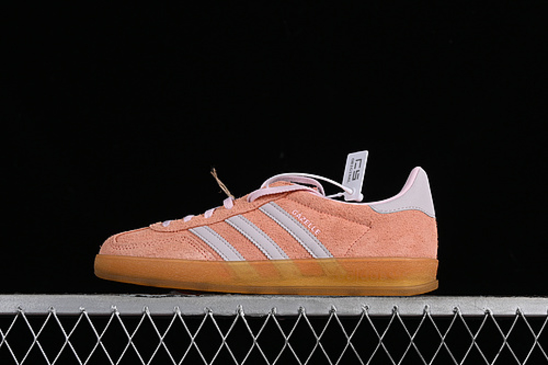Adidas ORIGINALS GAZELLE INDOOR WONDER CLAY/CLEAR PINK/GUM 3 · IE2946, photo 1