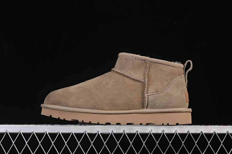 CLASSIC ULTRA MINI ANKLE BOOTS COFFEE/BROWN · 1116109, photo 1