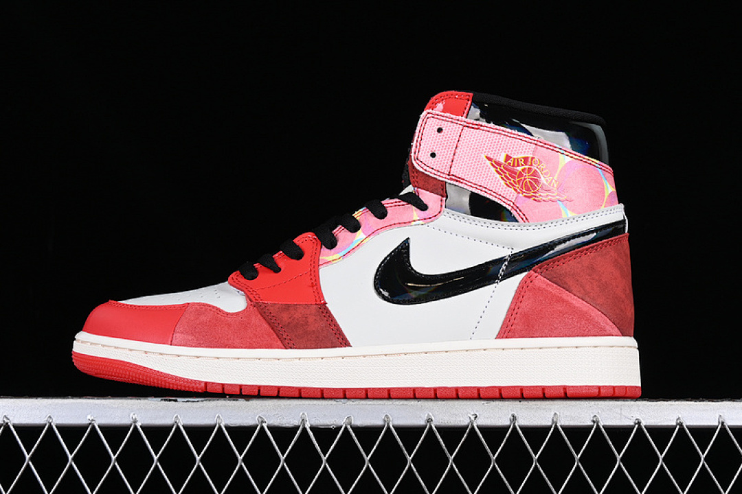 Jordan [DV1748-601]-[MARVEL X AIR JORDAN 1 RETRO HIGH OG GS RED/BLACK/WHITE]-[MAN:40-47.5], photo 1