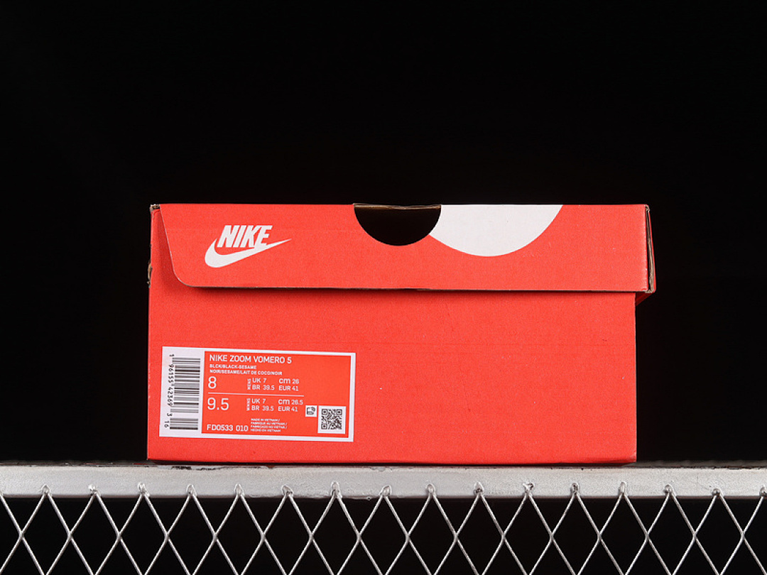 Nike [FD0533-010]-[ZOOM VOMERO 5 BLACK/BLACK/SESAME/COCONUT MILK]-[WOMAN:36-39]-[MAN:40-45] - Image 12