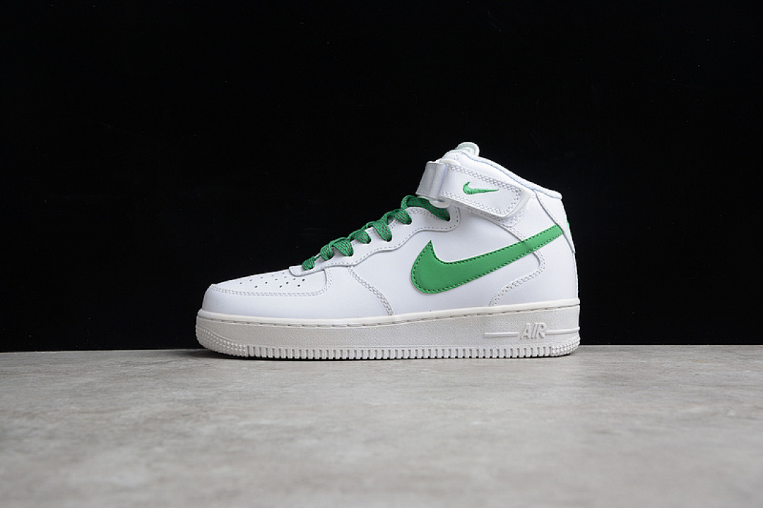 Nike [366731-909]-[AIR FORCE 1 '07 MID WHITE/WHITE/GREEN]-[WOMAN:36-39]-[MAN:40-45], photo 1