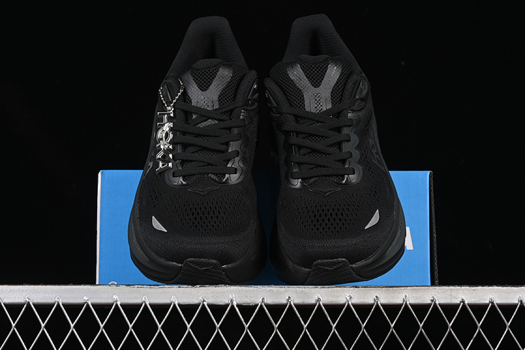 On Running [1162011 BBLC]-[HOKA ONE BONDI 9 BLACK]-[WOMAN:36-39]-[MAN:40-45] - Image 13
