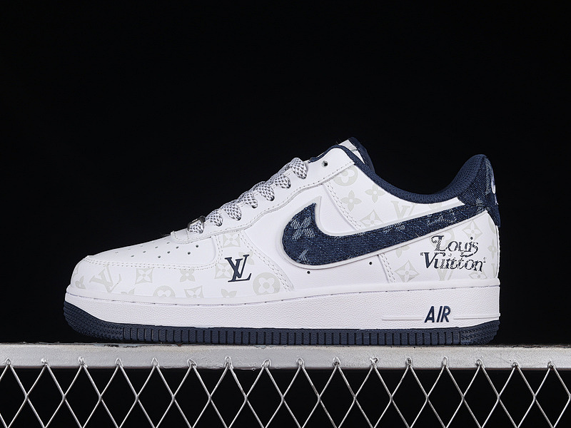 Nike Nike AIR FORCE 1 LOW 07 WHITE/WHITE/NAVY BLUE · DR9868-600, photo 1