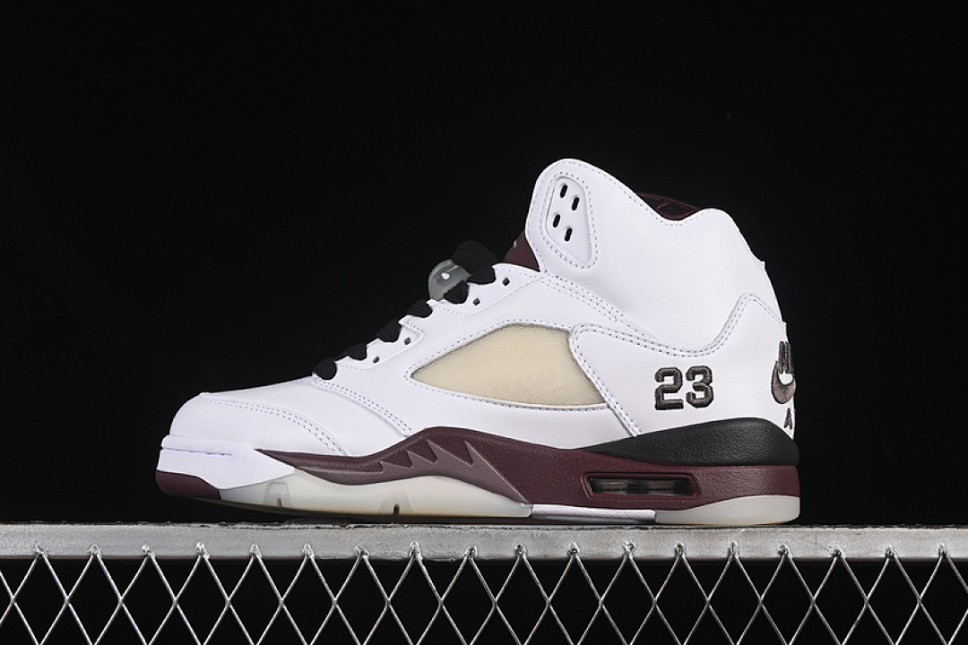 Jordan [IB1528-100]-[A MA MANIERE AIR JORDAN 5 RETRO VIOLET ORE WHITE/VIOLET ORE/BURGUNDY CRUSH/BLACK], photo 1