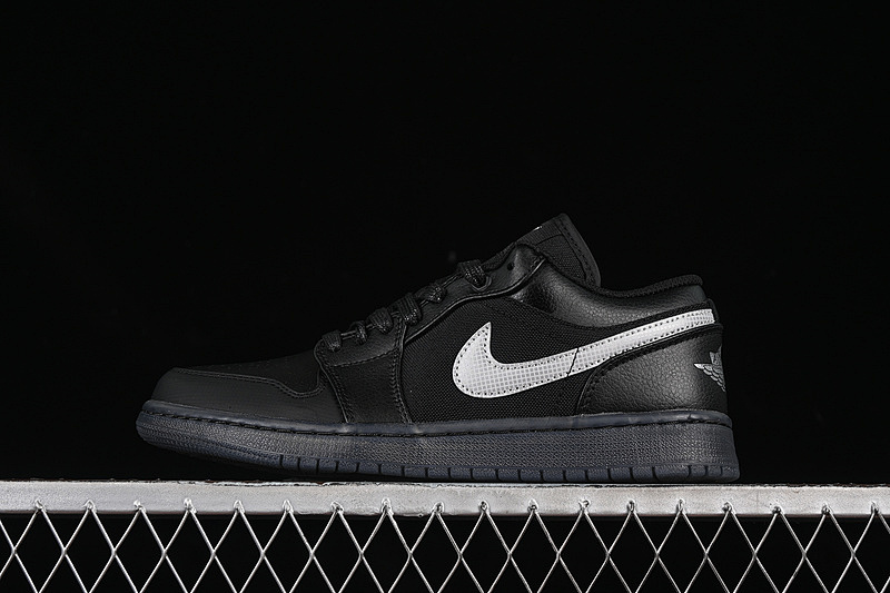 Jordan AIR Jordan 1 LOW BLACK/BLACK/WHITE/DARK SMOKE GREY · HV5968-001, photo 1