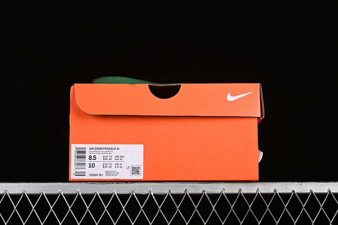 Nike [FZ5097-001]-[NFL X AIR ZOOM PEGASUS 41 BLACK/WHITE/WHITE/UNIVERSITY GOLD/BLACK]-[MAN:39-46] - Image 12