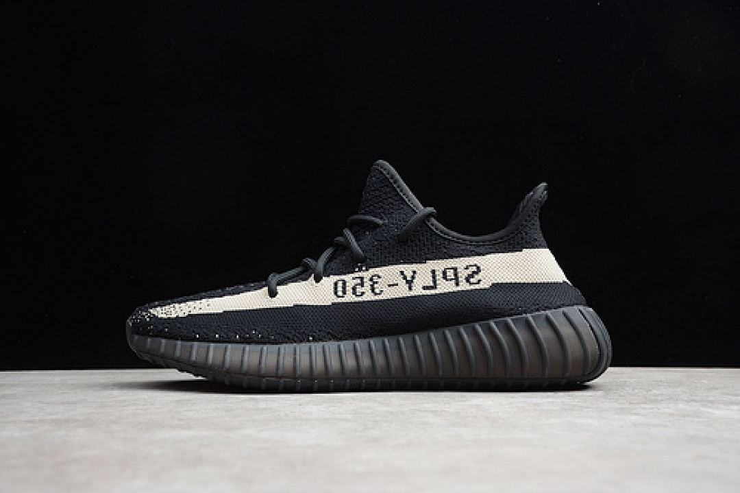 Adidas [BY1604]-[CJ YEEZY BOOST 350 V2 OREO CORE BLACK/CLOUD WHITE]-[UNISEX:36-47], photo 1