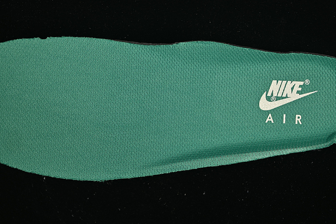 Nike [KJ1688-002]-[AIR FORCE 1 07 LOW GREY/GREEN]-[WOMAN:36-39]-[MAN:40-45] - Image 4