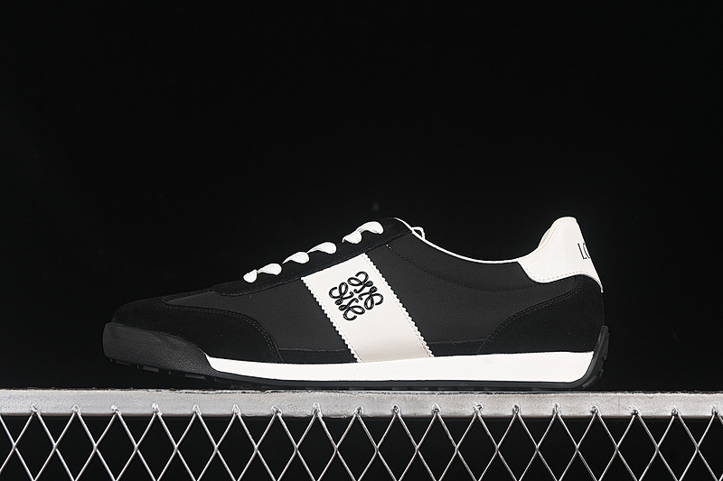 LOE*WE BALLET RUNNER 25SS WHITE/BLACK · LLBR593508, photo 1