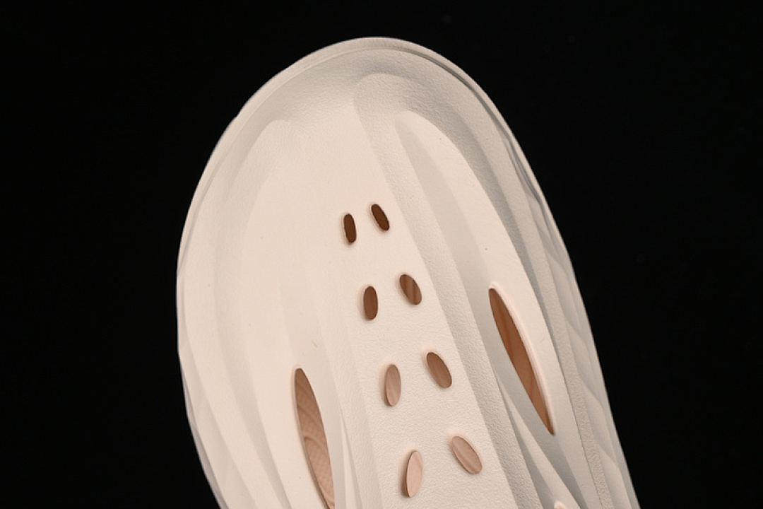 Hoka [HOKA ONE OFF WHITE]-[MAN:39-46] - Image 9