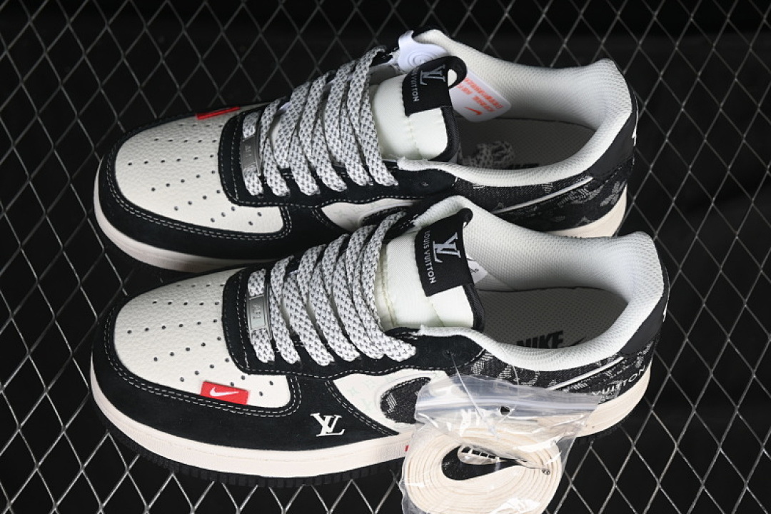 Nike [MZ9588-805]-[AIR FORCE 1 07 LOW LV WHITE/GREY/BLACK]-[WOMAN:36-39]-[MAN:40-45] - Image 11