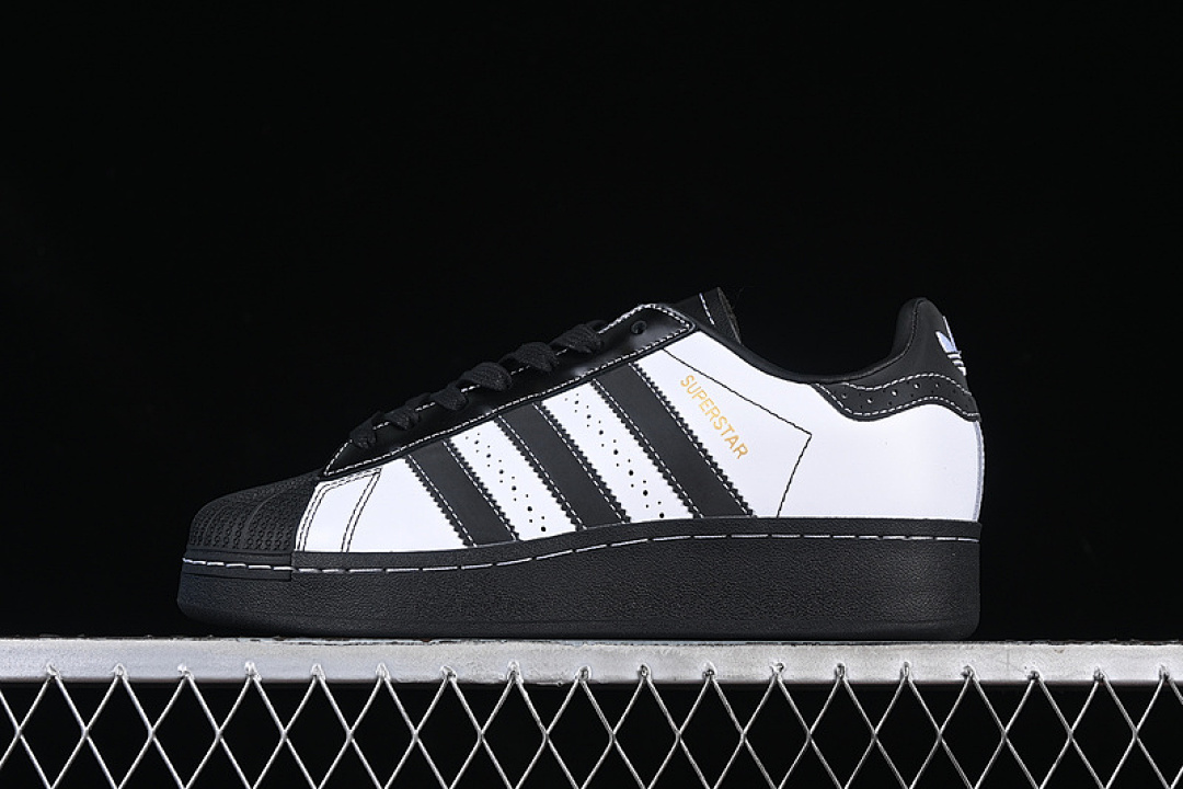 Unbranded [IE8409]-[ORIGINALS SUPERSTAR XLG FOOTWEAR WHITE/CORE BLACK/GOLD METALLIC]-[UNISEX:35-47], photo 1