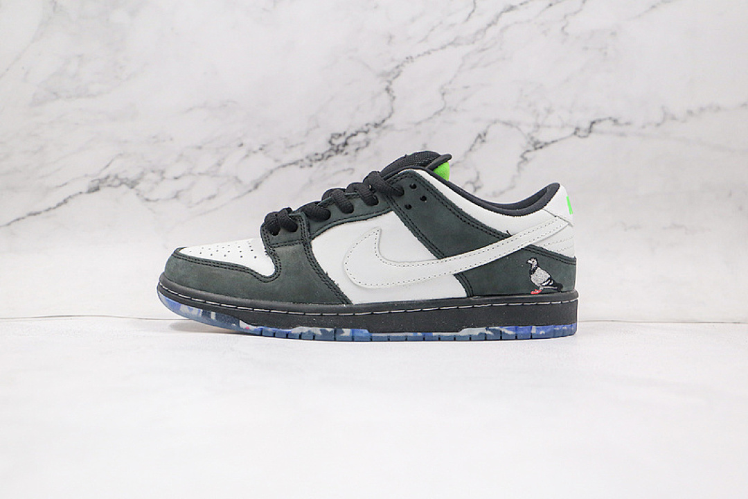 Staple Nike JEFF STAPLE X DUNK LOW PRO SB PANDA PIGEON BLACK/BLACK/WHITE · BV1310-013, photo 1