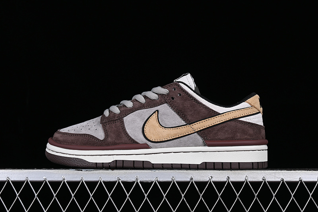 Unbranded [DZ2794-991]-[OTOMO KATSUHIRO X SB DUNK LOW GREY/BROWN]-[WOMAN:36-39]-[MAN:40-45], photo 1