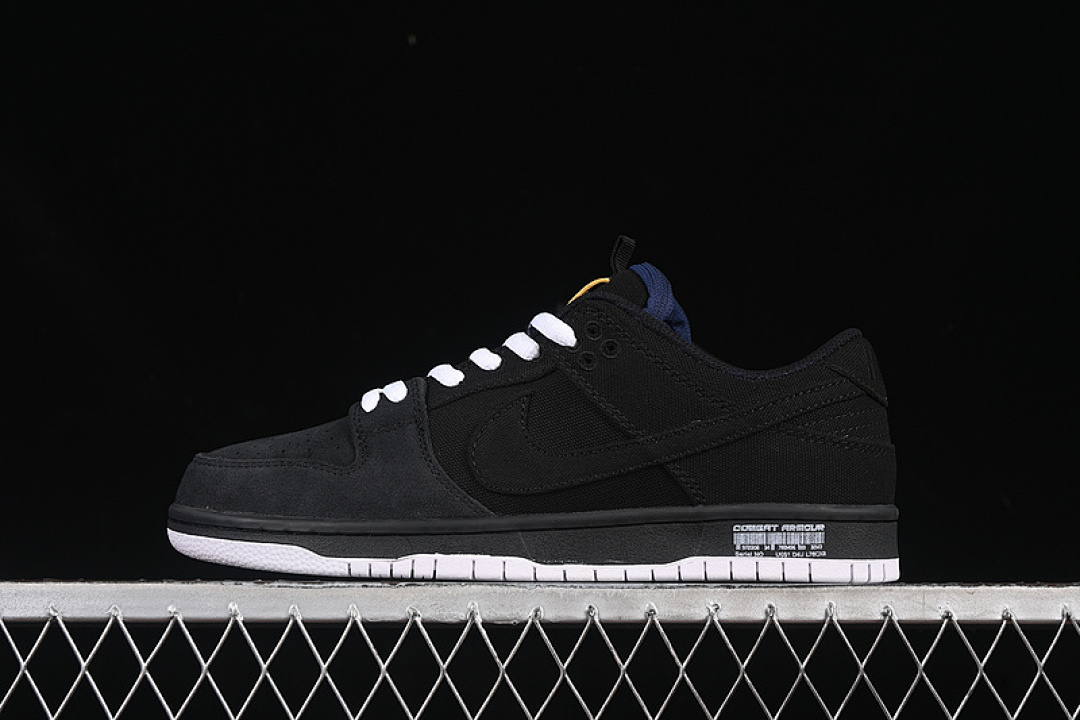 Nike SB DUNK LOW PRO ISO BLACK/WHITE/BLACK/GUM LIGHT BROWN · CD2563-006, photo 1