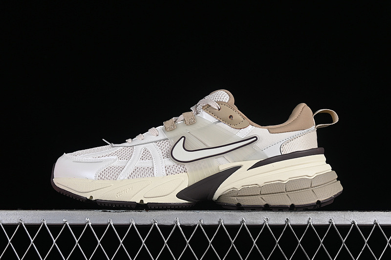V2K RUNTEKK RUN LIGHT OREWOOD BROWN/KHAKI/EARTH/LIGHT BONE · FD0736-103, photo 1