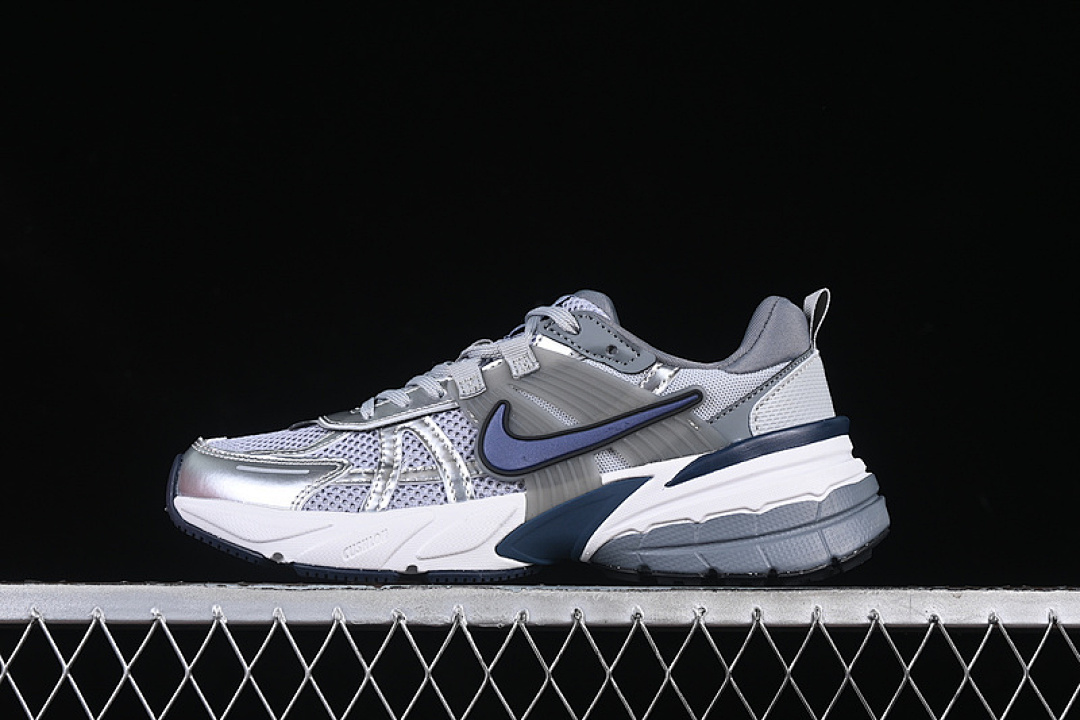 Unbranded [HJ4497-002]-[V2K RUNTEKK RUN WHITE/GREY/BLUE]-[WOMAN:35.5-39]-[MAN:40-45], photo 1