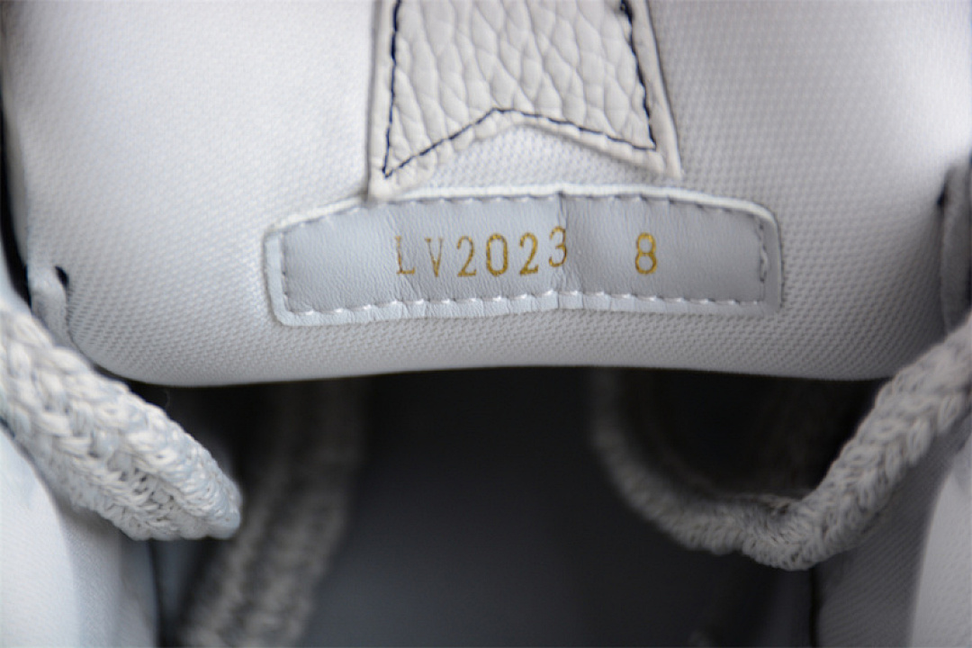 Louis Vuitton [L*V TRAINER WHITE/GREY]-[WOMAN:35-39]-[MAN:40-46] - Image 4