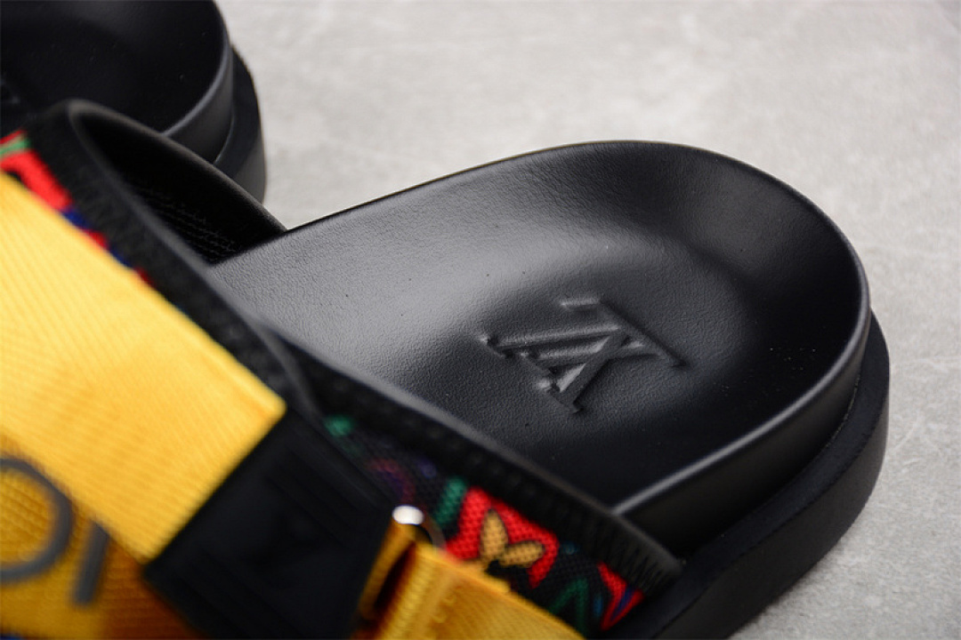 Louis Vuitton [L*V COMFORTABLE CASUAL COOL SLIPPERS BLACK/GOLD]-[MAN:38-45] - Image 6