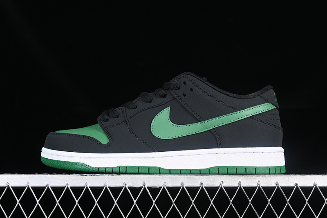 Unbranded [BQ6817-005]-[DUNK LOW PRO SB BLACK/PINE GREEN-WHITE]-[WOMAN:36-39]-[MAN:40-46], photo 1