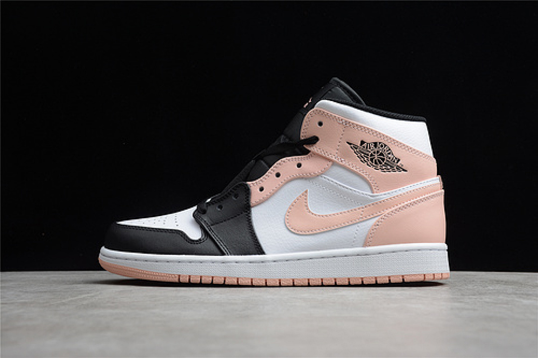 Jordan [554724-133]-[CJ AIR JORDAN 1 MID CRIMSON TINT WHITE/BLACK/CRIMSON TINT]-[MAN:40-46], photo 1