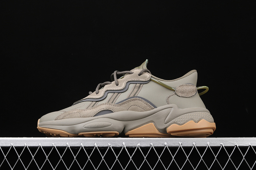 Unbranded [EE6461]-[ZG OZWEEGO SHOES TRACE CARGO OLIVE GUM/GREY]-[MAN:39-44], photo 1