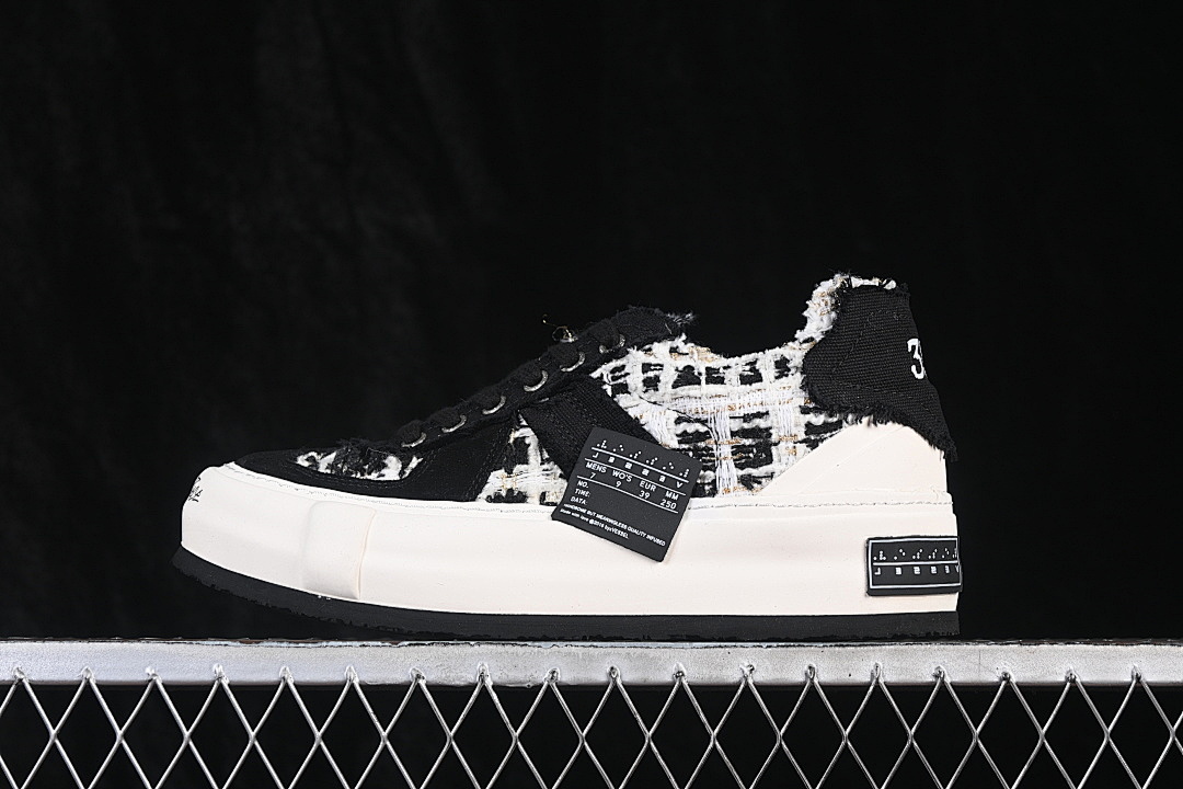 COARSE FLOWER VIRTUE TRAINING SHOES WHITE/BLACK · S19X001B, photo 1