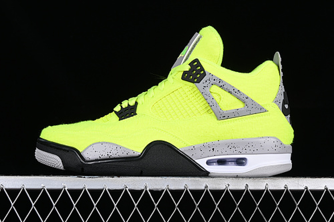 Jordan [DV6773-700]-[AIR JORDAN 4 RETRO BRED REIMAGINED WHITE/GREY/BLACK/YELLOW]-[MAN:40-48.5], photo 1