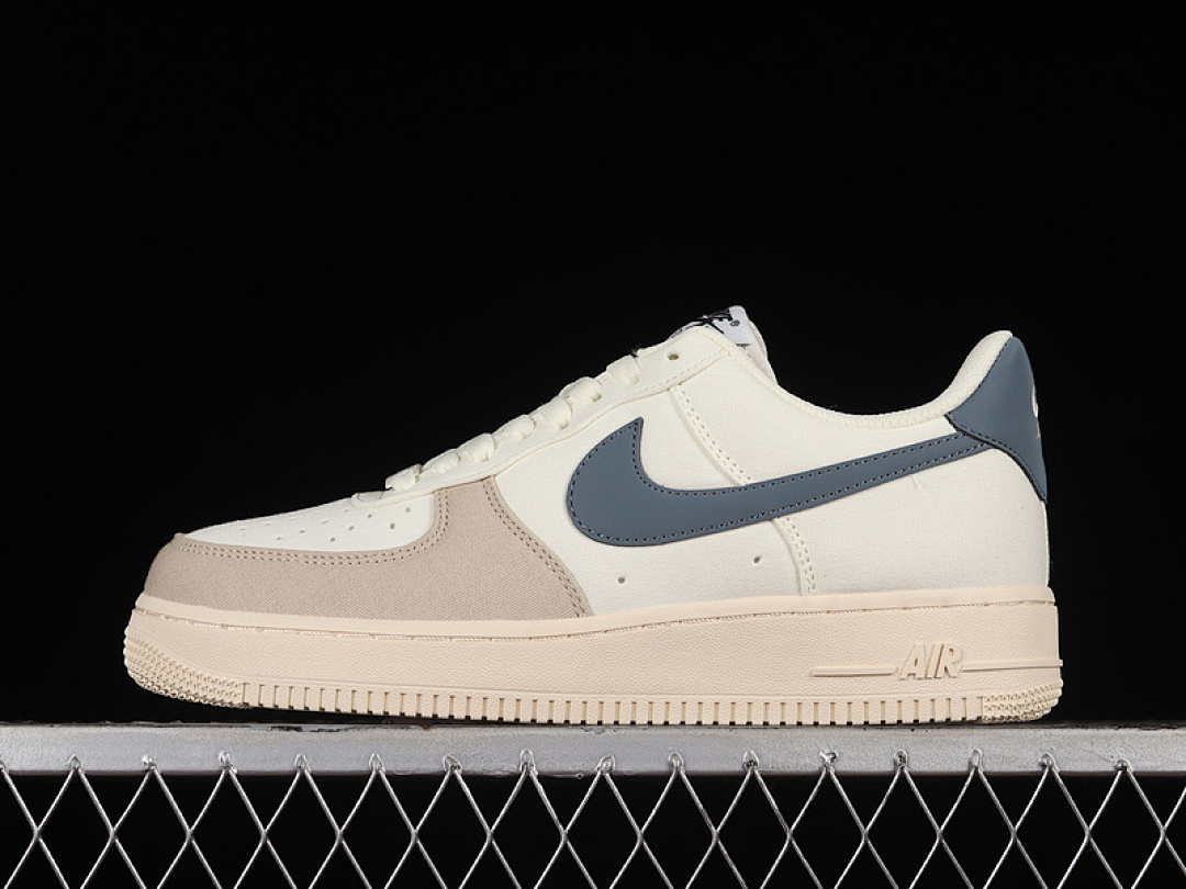 Nike Nike AIR FORCE 1 07 LOW BEIGE/GREY/BLUE · DG2296-022, photo 1