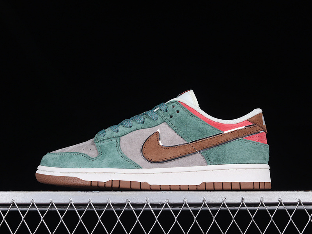 Unbranded [ST1391-203]-[OTOMO KATSUHIRO SB DUNK LOW STEAMBOY OST GREEN/GREY/RED/BROWN]-[UNISEX:36-45], photo 1