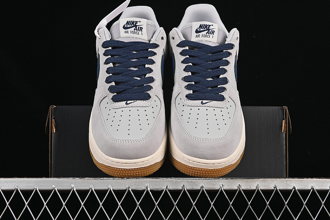 Nike [IB6388-003]-[AIR FORCE 1 07 LOW GREY/BLUE]-[MAN:39-45] - Image 12