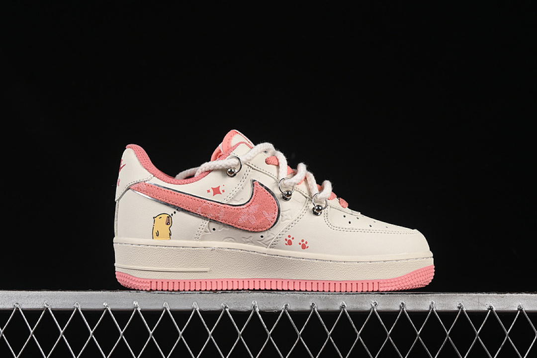 Nike [LV0506-880]-[AIR FORCE 1 07 LOW X CAPYBARA POUR MILKBAPE WHITE/PINK]-[WOMAN:36-41] - Image 16