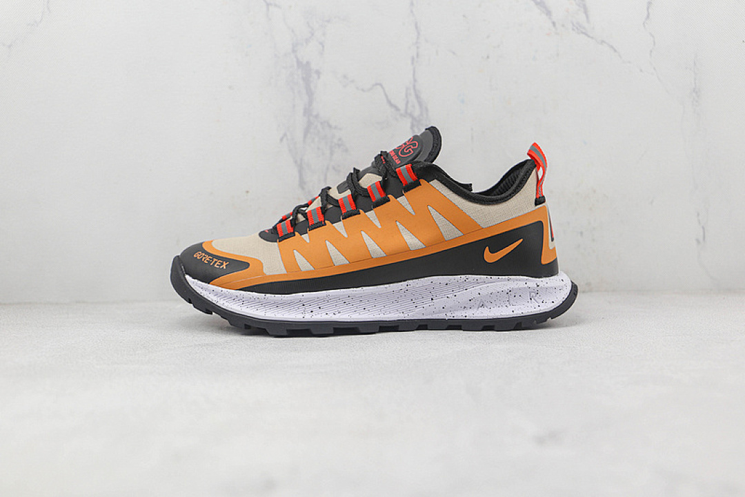 Unbranded [CW5924-002]-[ACG MOUNTAIN FLY LOW GTX SE ORANGE/BLACK/WHITE]-[WOMAN:36-39]-[MAN:40-46], photo 1