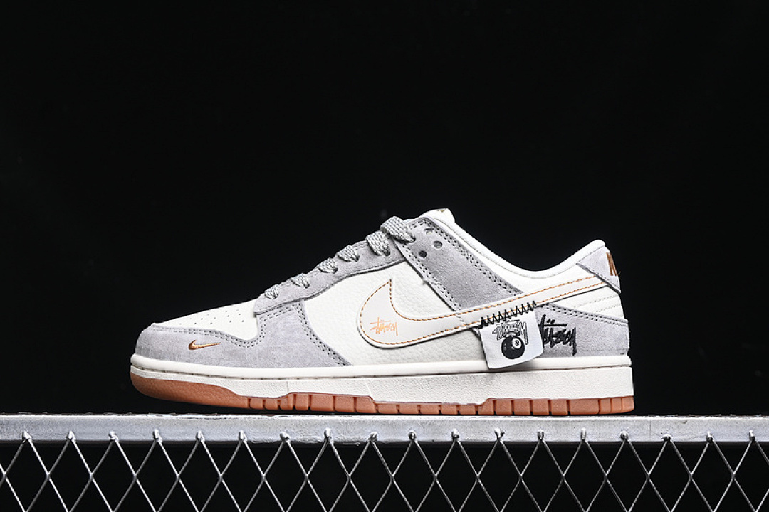Unbranded [DM6868-003]-[SB DUNK LOW WHITE/GREY]-[WOMAN:36-39]-[MAN:40-45], photo 1