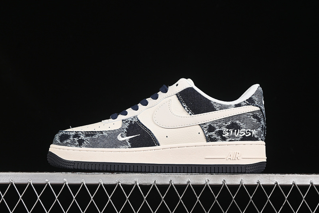 Nike [XS1958-578]-[AIR FORCE 1 07 LOW WHITE/BLUE/GREY]-[WOMAN:36-39]-[MAN:40-45], photo 1