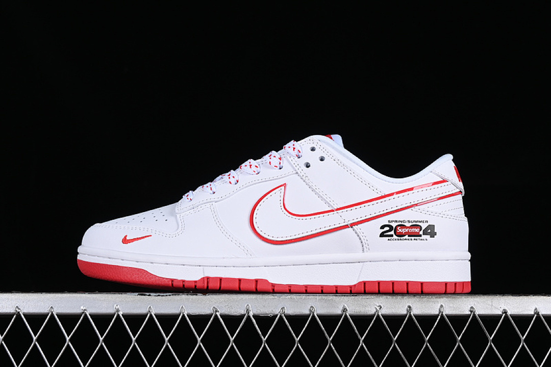 Supreme [DD1391-120]-[SB DUNK LOW SUPREME RED/WHITE]-[WOMAN:36-39]-[MAN:40-45], photo 1