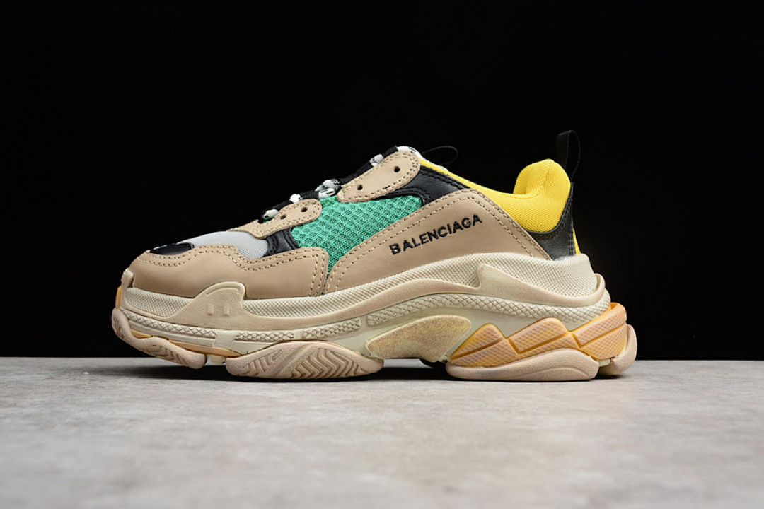 Unbranded [483513W06E37070]-[TRIPLE S SNEAKER DADSHOE GREEN]-[WOMAN:35-39]-[MAN:40-45]-[OG00250], photo 1