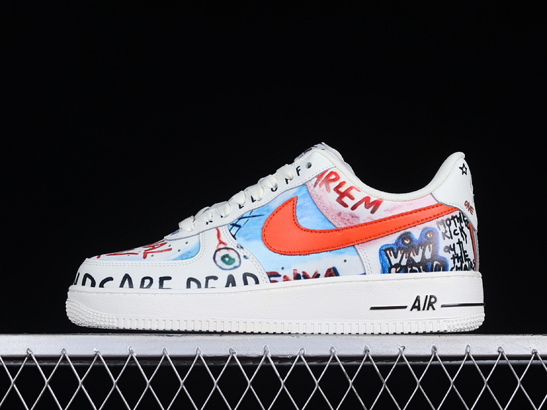 Nike Nike VLONE X AIR FORCE 1 07 LOW GRAFFITI BEIGE/RED-BLACK-DARK CROW · GT6969-198, photo 1