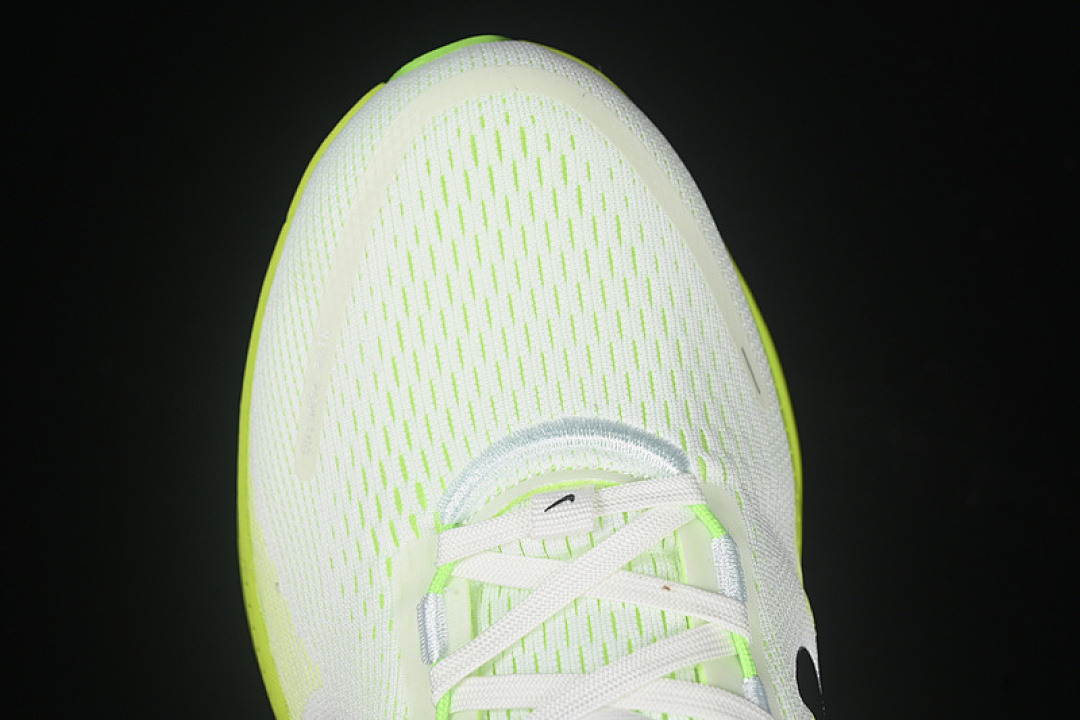Nike [HM6804-102]-[AIR ZOOM VOMERO 18 WHITE/ELECTRIC GREEN/VOLT/BLACK]-[WOMAN:36-39]-[MAN:40-45] - Image 10