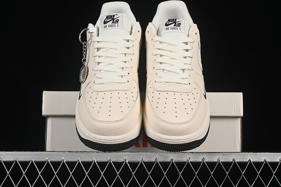 Nike [DF0188-054]-[AIR FORCE 1 07 LOW JUSTDOIT BEIGE/BLACK]-[WOMAN:36-39]-[MAN:40-45] - Image 13